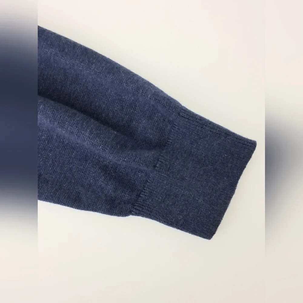 Vineyard Vines stylish navy